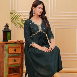 kpf Women Embellished Viscose Rayon Anarkali Kurta-picture-17