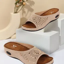 Women Soft Ortho Flats Sandal-image-47