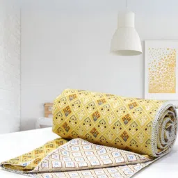 Aurave Yellow & White Geometric AC Room 150 GSM Double Bed Dohar-picture-34