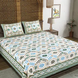 BLOCKS OF INDIA Green & White Geometric Cotton 210 TC King Bedsheet & 2 Pillow Covers-image-31