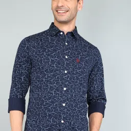 Men Regular Fit Printed Cut Away Collar Casual Shirt-image-95