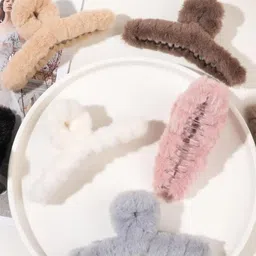 DN Creation Assorted Set of 2 Fur Claw Clip-47