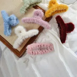 DN Creation Women Assorted Set of 3 Fur Fleece Claw Clip-5