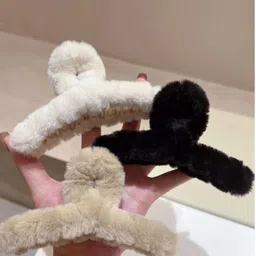 DN Creation Women Assorted Set of 3 Fur Fleece Claw Clip-18