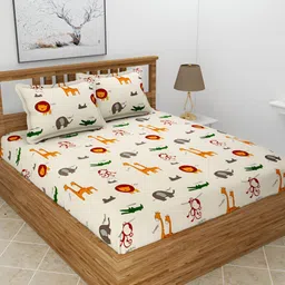BREVARD Off White & Red Conversational 210 TC Queen Bedsheet with 2 Pillow Covers-image-121