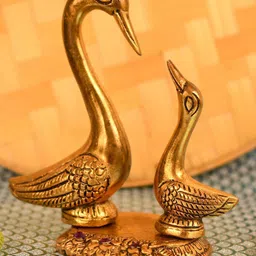 CraftVatika Gold-Toned Pair of Kissing Duck Decorative Showpiece-picture-16