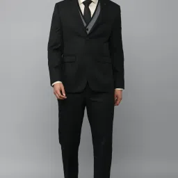 Men Single Breasted - 2 button Solid Suit-image-18