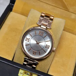 NEW ATTRACTIVE ANALOG WRIST WATCH FOR GIRL Analog Watch - For Women H-70-image-7