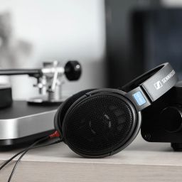 Sennheiser HD 600 - Hi-Res Audiophile Open Back Wired Headphone - Pioneered with Controlled Airflow & Optimised Transducer, Wide Frequency Response, Designed in Germany for All Day Comfort image 1