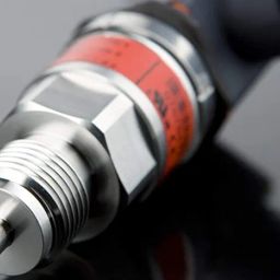 Heavy Duty Pressure Transmitter or Transducer (Range: 0 to 16 bar) G ¼ thread with 4-20mA for Industrial, Hydraulic Applications & HVAC by Danfoss | Model: MBS 3000 image 5