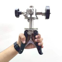 High Pressure Hydraulic Hand Pump Calibrator (Range: 0 to 600 Kg/Cm²) for Field Calibration, Calibration Labs Model: AI-DPI-2300 (keller LEO2(-1 to 30 bar)) image 1