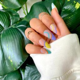 24pcs Stick-on Nails set, with Easy Glue Tab application, Nails are Reusable & Unbreakable (AD13716) image 2