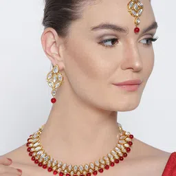 KARATCART Maroon Gold-Plated Kundan-Studded Handcrafted Jewellery Set-image-7