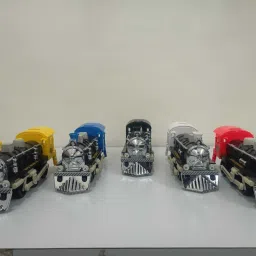 shrisha creation Pull Back Super Locomotive Engine Miniature Scale Model (Multicolour ) image 4