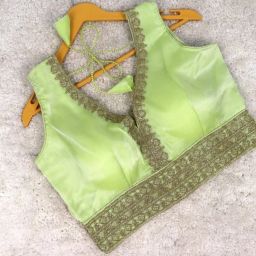 Sweetheart Neck Women Blouse-image-5