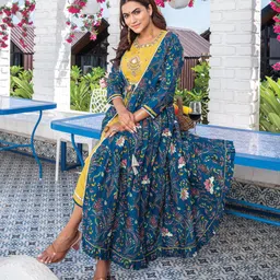 Kiana House Of Fashion Floral Embroidered Pure Cotton Top with Trouser & Shrug-picture-20