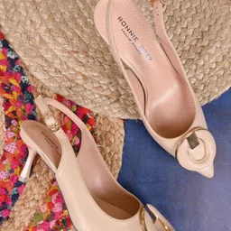 Ronnie Grey Pointed Toe Slim Pumps-40