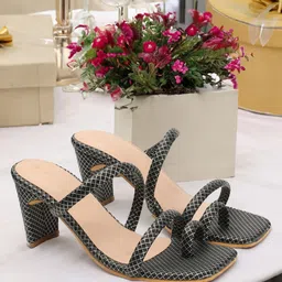 ICONICS Printed One Toe Block Heels-23