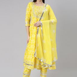 ERISHA Floral Embroidered Gotta Patti Kurta with Trousers & Dupatta-picture-11