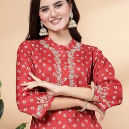 Nayam By Lakshita Geometric Printed Regular Linen Kurta with Palazzos image 3