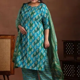 EXTRA LOVE BY LIBAS Plus Size Floral Printed Straight Kurta With Trousers & Dupatta-picture-11