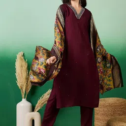 Vastramyaa Floral Yoke Design Thread Work Straight Kurta With Trousers & Dupatta-picture-53