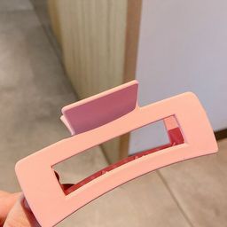Xivir Rectangle Claw Clip image 1
