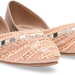 Rocia By Regal Rose Gold Women Embroidered Mojaris Bellies For Women-image-4