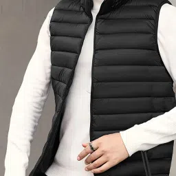 Men Solid Quilted Jacket-image-27