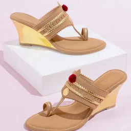 Inc 5 Textured One Toe Kolhapuri Wedge Heels-image-88