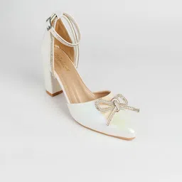 PURPLEHUNT Women Embellished Bow Sandals-image-97