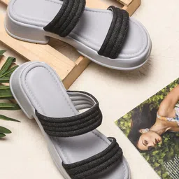 Try Me Party Block Sandals with Bows-42