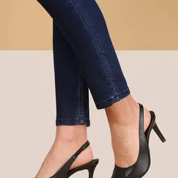 T.ELEVEN Pointed Toe Textured Slim Heeled Pumps-15