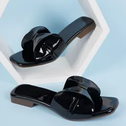 Walkfree Open Toe Flats With Bows-19