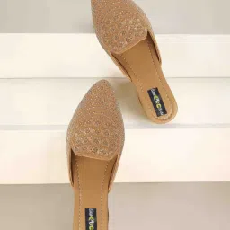 Women Flats Sandal-image-99