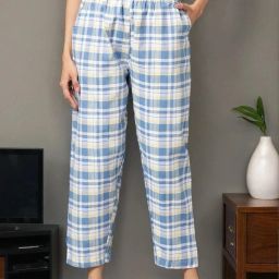 Pure Cotton Mid rise relaxed fit lounge pant with side pocket Women Pyjama-image-16