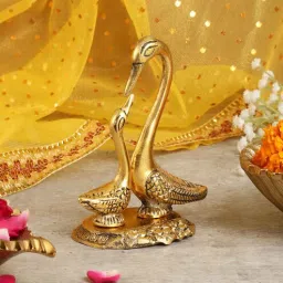 purestory Swan Pair Gold Aluminium Figurine-picture-49