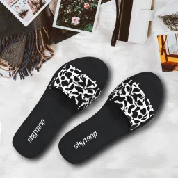 Stylish Comfortable and Trending Colorful Rubber Flip Flops Slide Women Slippers-image-80