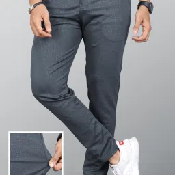 Men Relaxed Grey Linen Blend Trousers-image-18