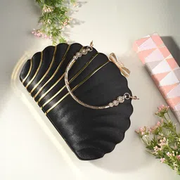 DressBerry Textured Box Clutch-40