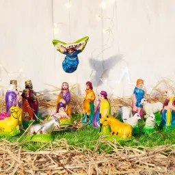 Christmas Nativity Crib Set with Baby Jesus, Mother Marry, Saint Joseph 3 King and Other 15 Piece Decoration Set Separate Pieces 13 cm Pack of 18-image-54