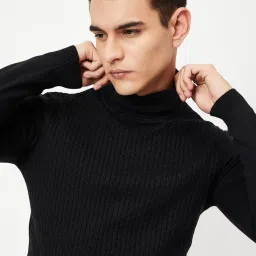 Men Printed Round Neck Black Sweater-picture-11