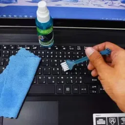 SDMINITEK 3 in 1 Screen Cleaning Kit with Brush and Micro Cloth for Computers, Gaming, Laptops, Mobiles image 3