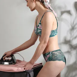 Vero Moda Intimates Women Green & Pink Printed Hipster Briefs-image-47