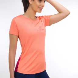 Women Geometric Print Key Hole Neck Polyester Orange T-Shirt-image-4