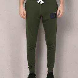 Solid Men Green Track Pants-image-30