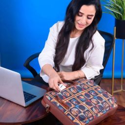 Men & Women Multicolor Messenger Bag-image-109