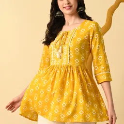 Casual Regular Sleeves Printed Women Pink Top-image-3