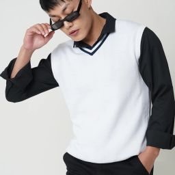 Men Solid V Neck White Sweater-image-98