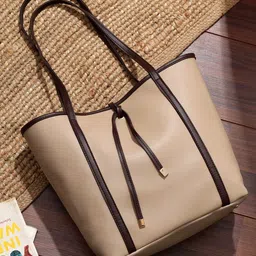 legal bribe Women Beige Tote-picture-21
